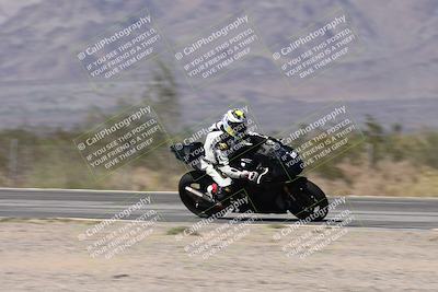 media/Oct-02-2025-Racers Edge (Thu) [[2c91cb6ab3]]/3-B Group/Session 5-Turn 3 Inside Pans (2pm)/